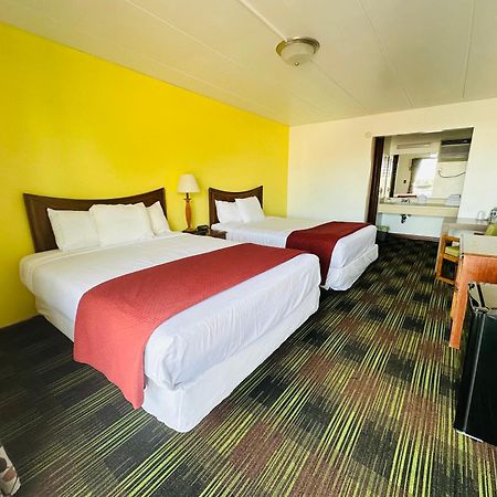 Quality Lodge Sandusky Exterior photo