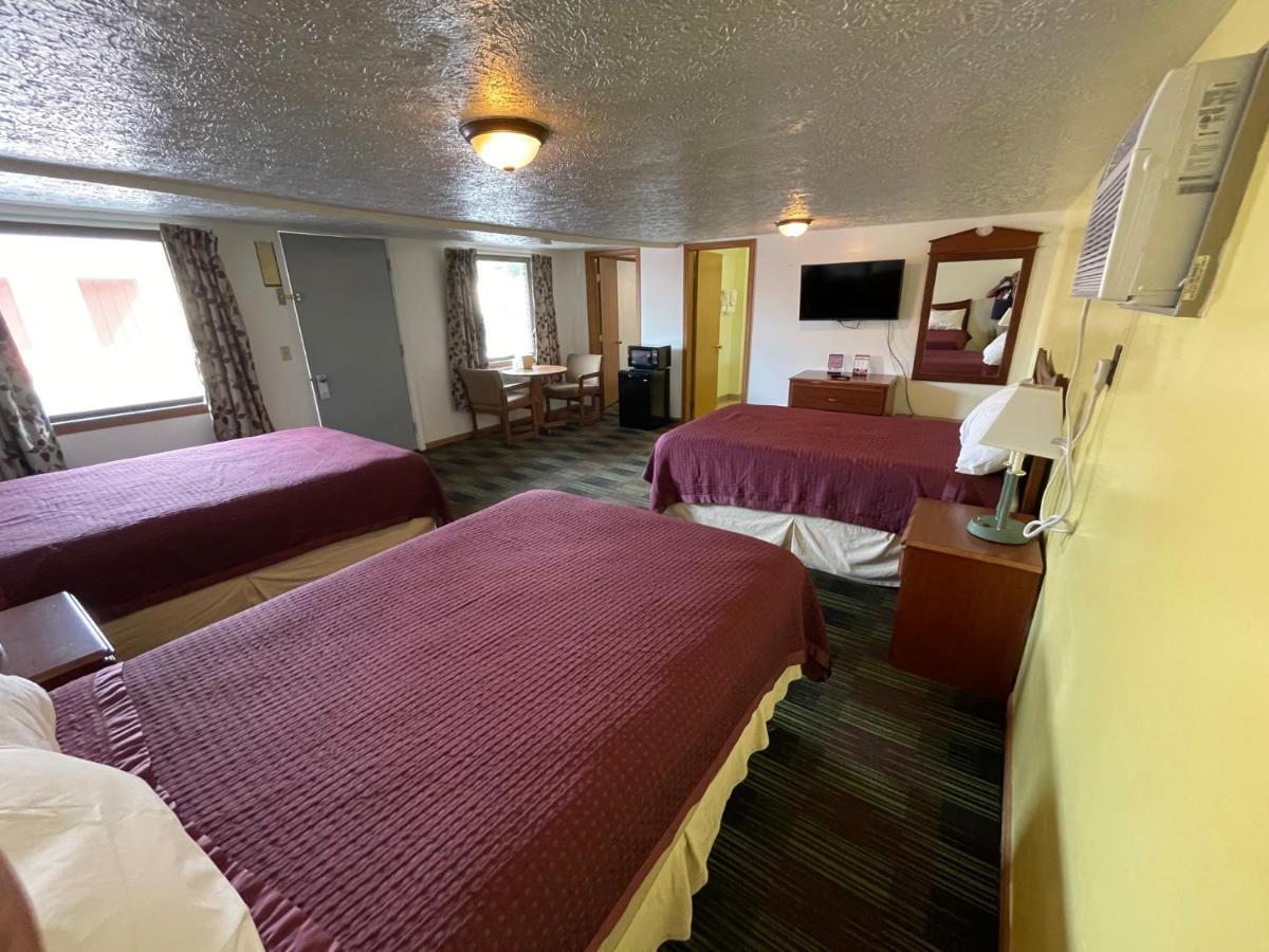Quality Lodge Sandusky Exterior photo