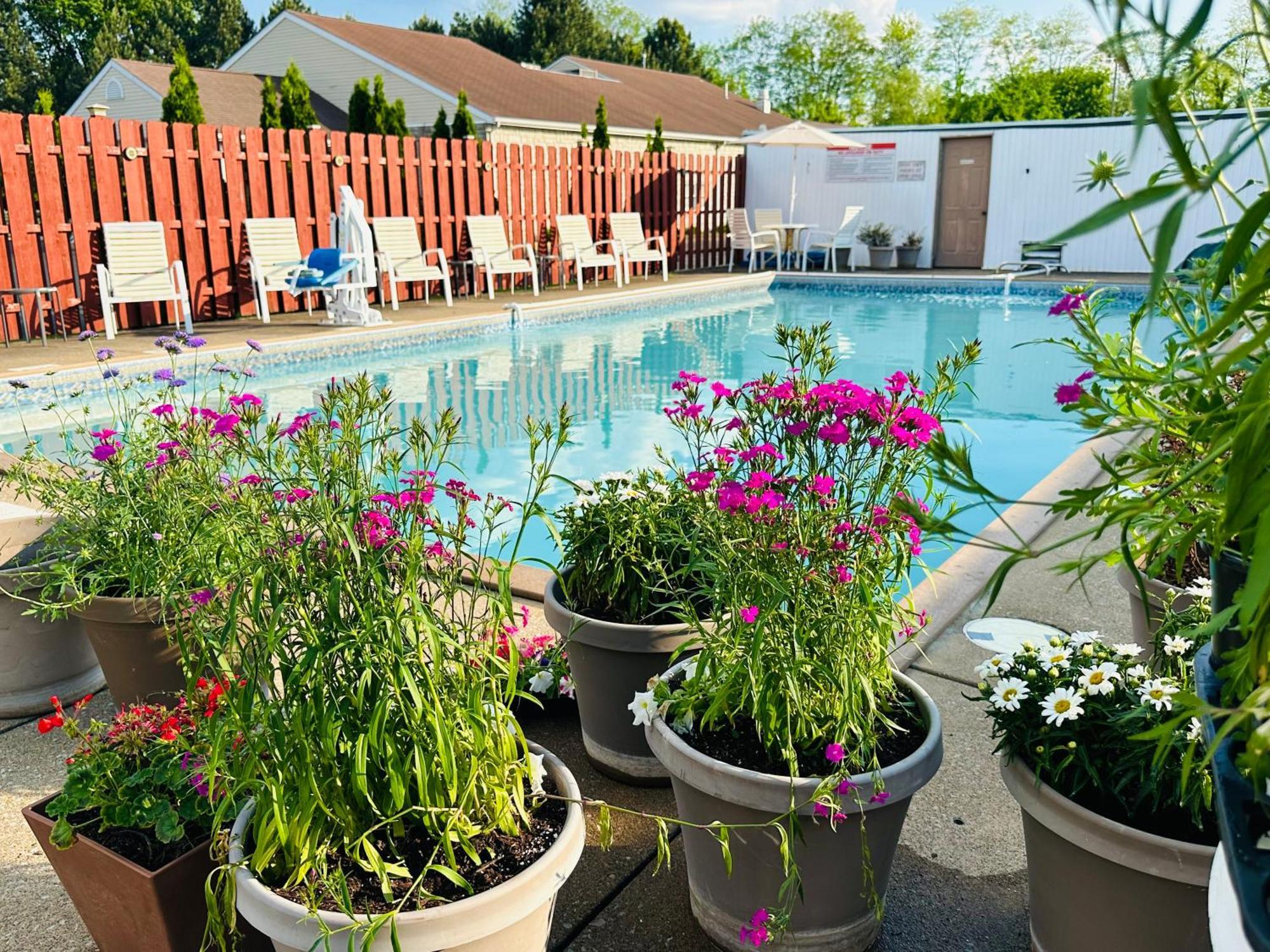 Quality Lodge Sandusky Exterior photo