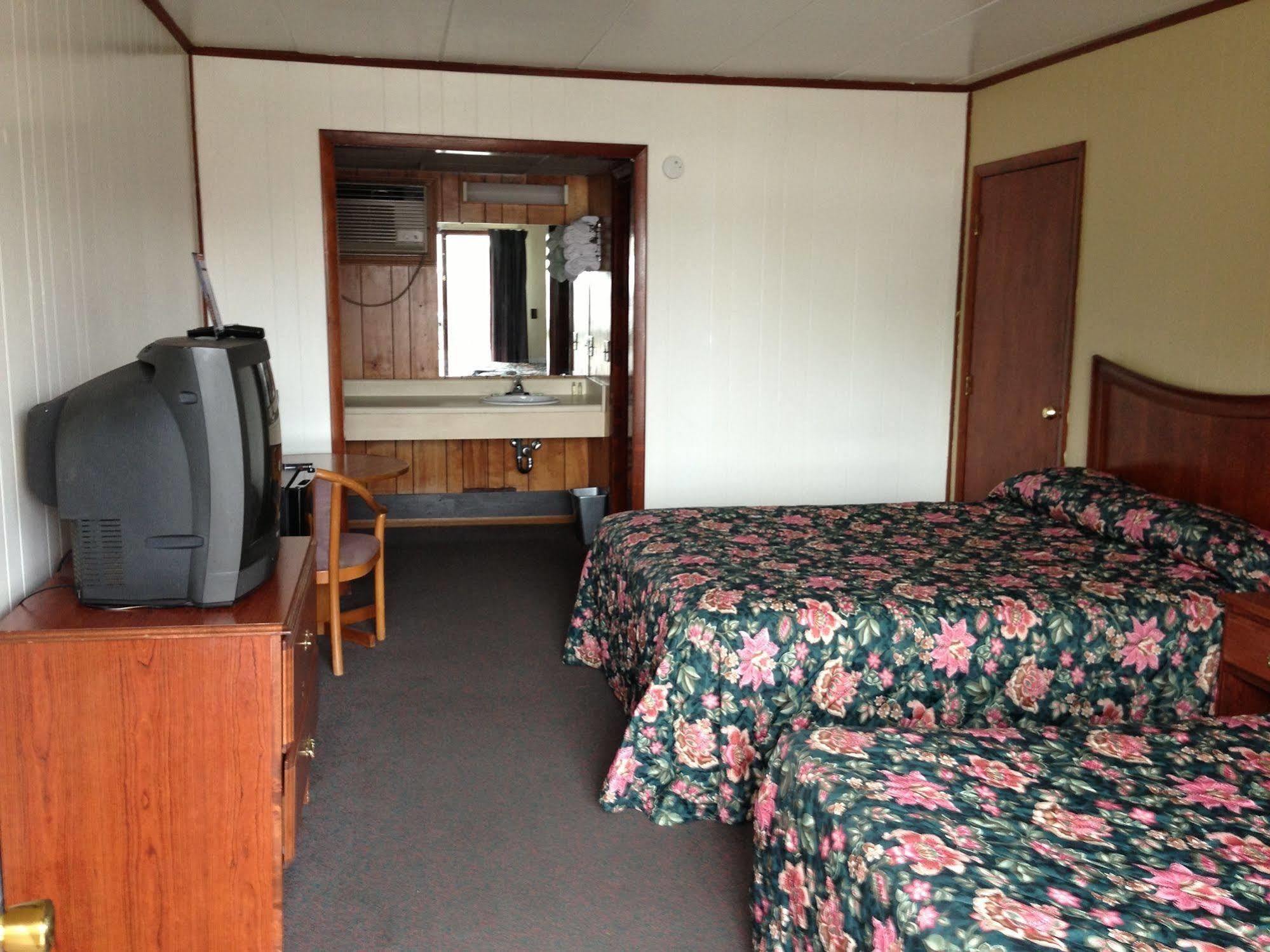 Quality Lodge Sandusky Exterior photo