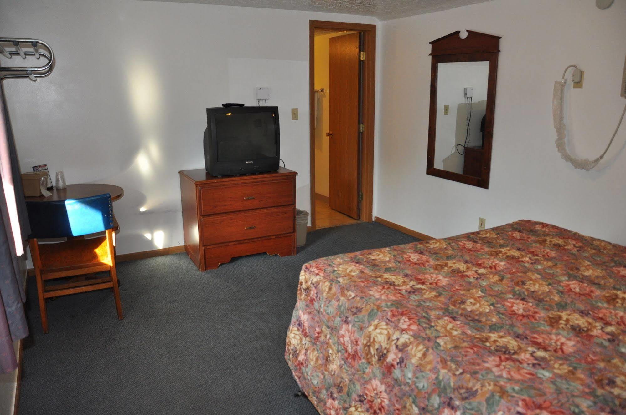 Quality Lodge Sandusky Exterior photo