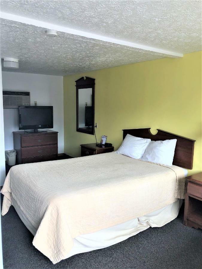 Quality Lodge Sandusky Exterior photo